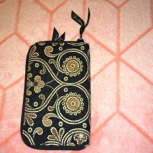 Vera Bradley wallet - Picture 2 of 4